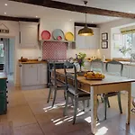 Tatil Evi Manor House Farm By Birch Bristol