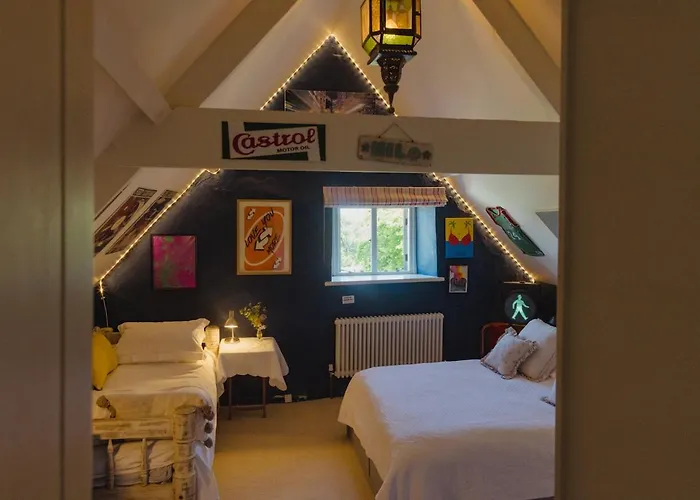 Nyaraló Manor House Farm By Birch *