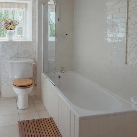 Manor House Farm By Birch *