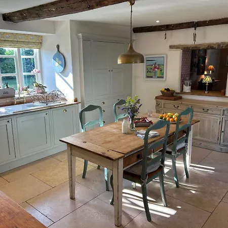 Vakantiehuis Manor House Farm By Birch Bristol