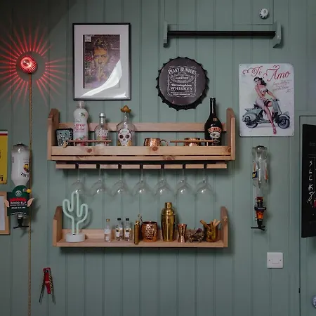 Vakantiehuis Manor House Farm By Birch Bristol