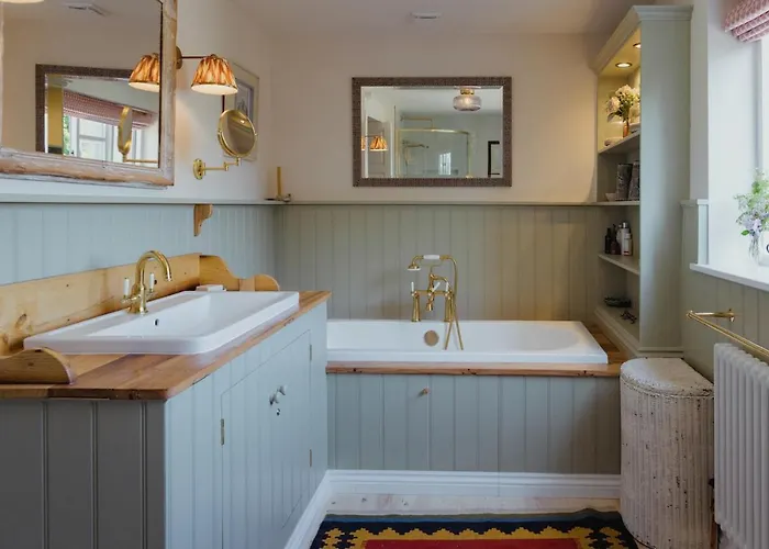 Manor House Farm By Birch Дом отдыха *