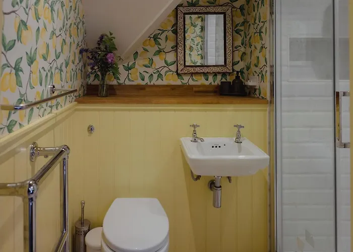 Manor House Farm By Birch Tatil Evi Bristol