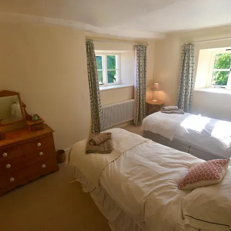 Manor House Farm, By Birch Holiday home Bristol