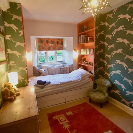 Manor House Farm, By Birch Holiday home